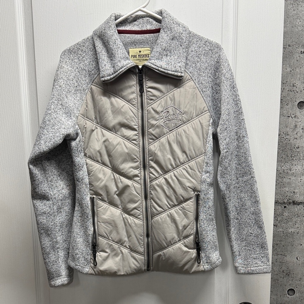Women's Gray and Cream Puffer Jacket